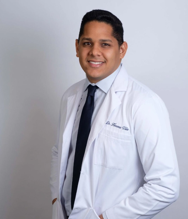 Clínica de medicina estética en Málaga — tratamientos faciales avanzados